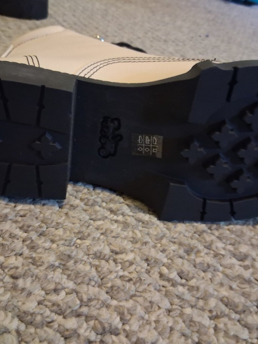 Coach Boots - Picture 5 of 11
